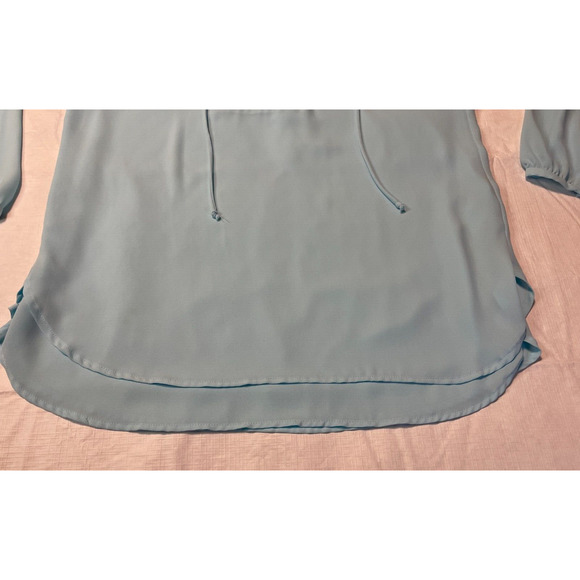 Chicos M/8 Sz 1 Layered Tie-Front Powder Blue Popover Blouse Peasant Long Sleeve - Picture 9 of 14